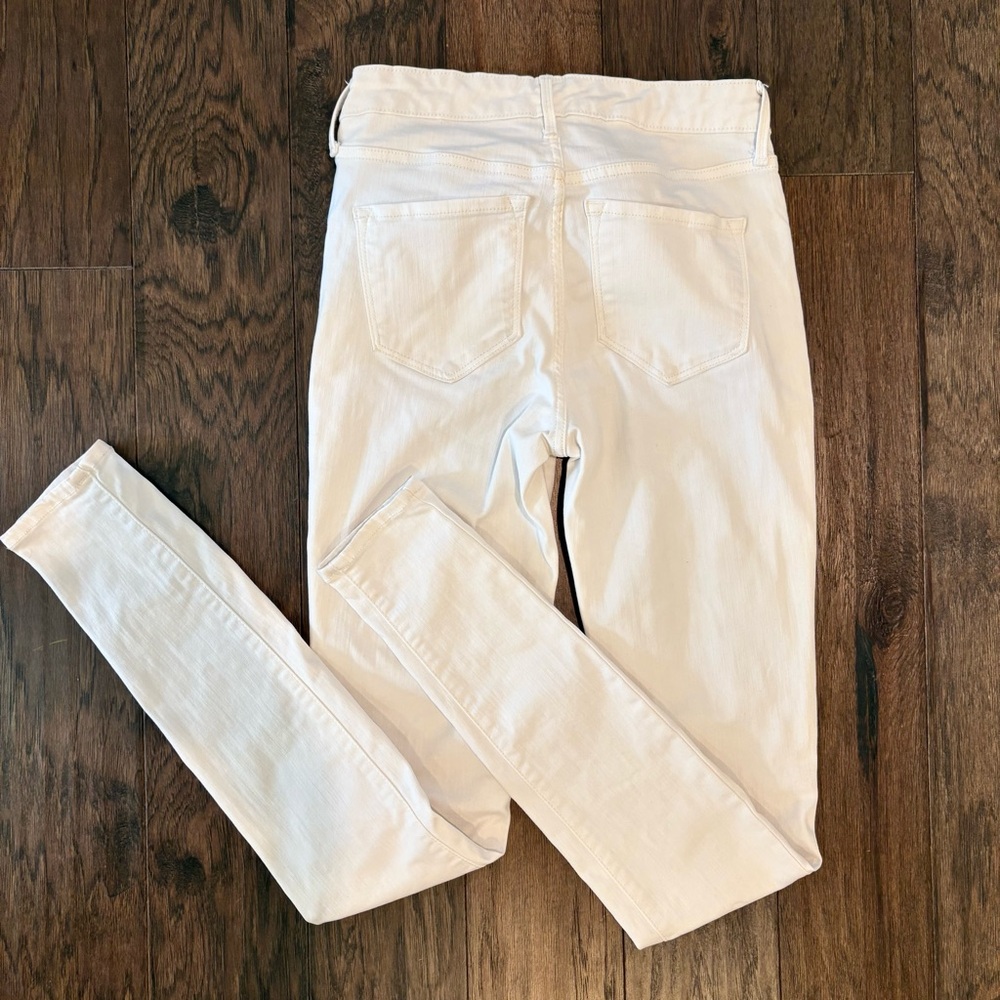 Old Navy Rockstar Built-in Sculpt Bright White Skinny Jeans 2 Tall Long